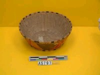 藏品(椰子葉製筐)的圖片